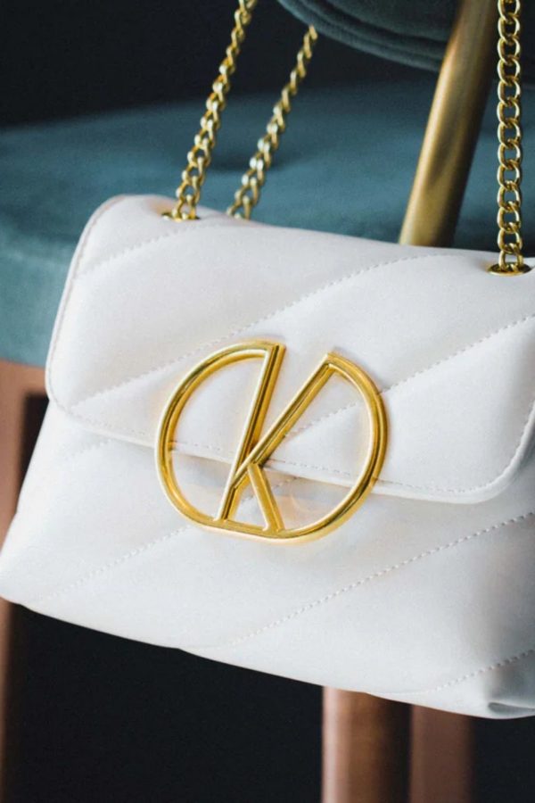 Elegant White Quilted Shoulder Bag