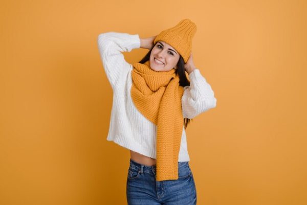 Chic Layered Winter Look - Image 4